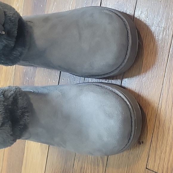 GUESS Ggamburr Gray Winter Snow Boot women’s-Size 7 - Picture 5 of 17